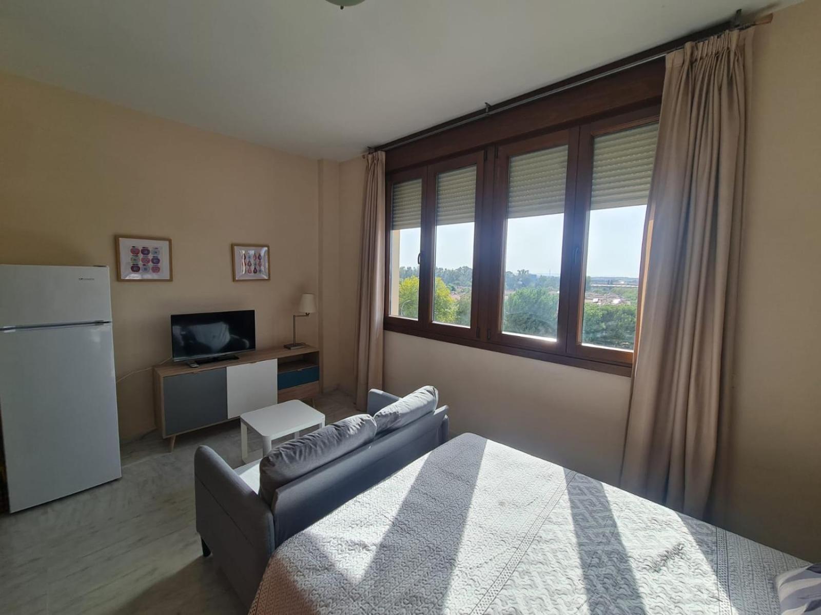 Lux Abril Apartment Seville Ngoại thất bức ảnh
