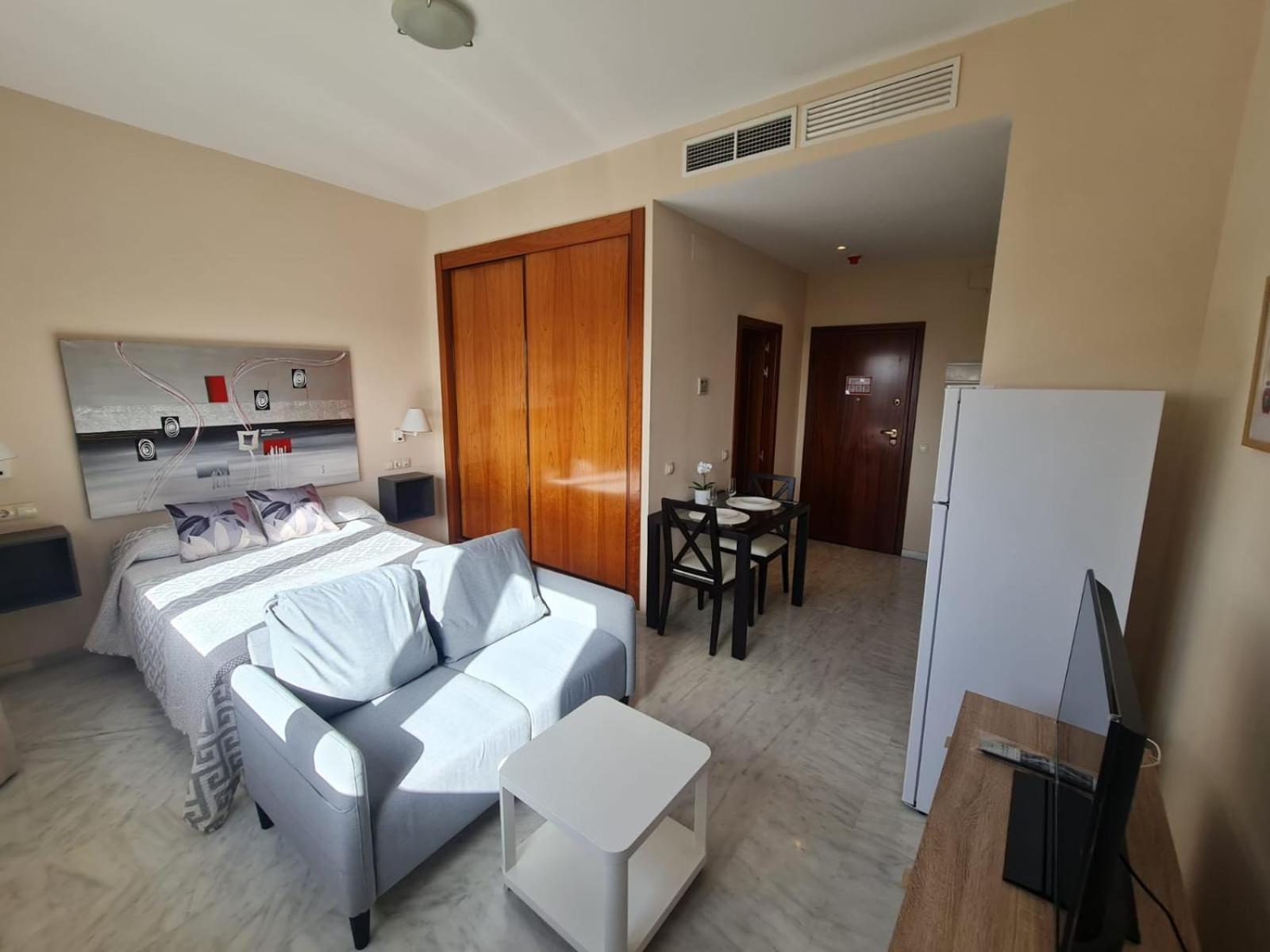 Lux Abril Apartment Seville Ngoại thất bức ảnh